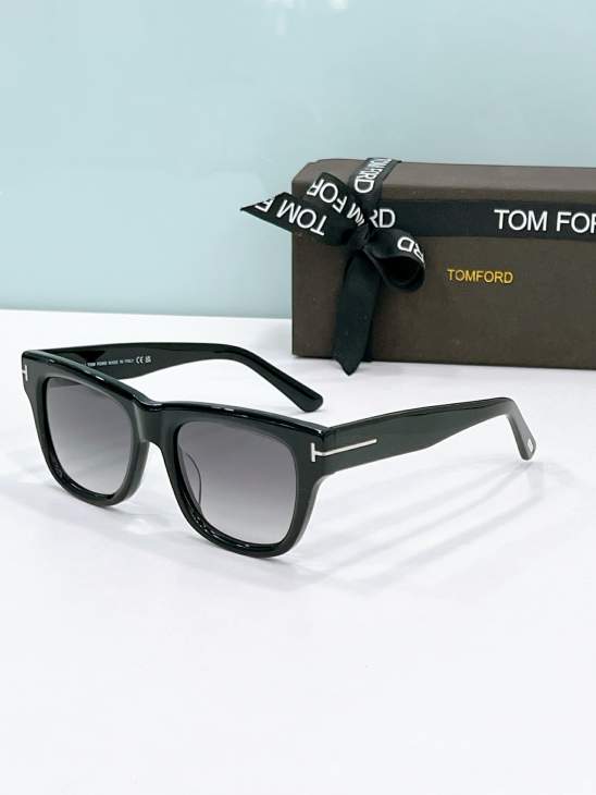 Picture of Tom Ford Sunglasses _SKUfw79120418fw